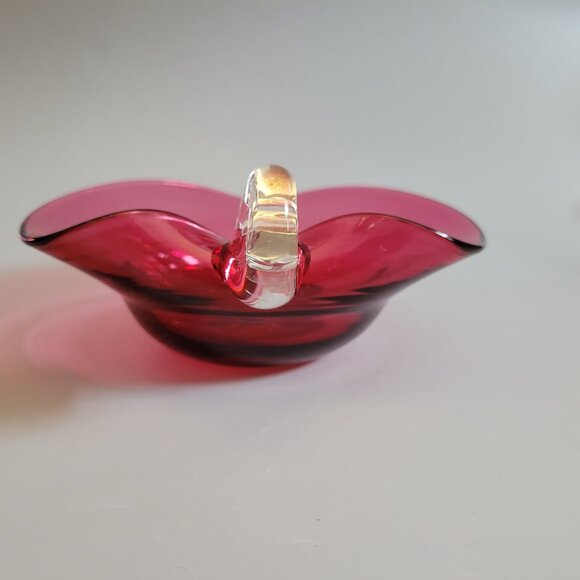 Vintage Pinlgrim Hand-Blown Art Glass Pink Heart Bowl With Clear Handle - Picture 6 of 9